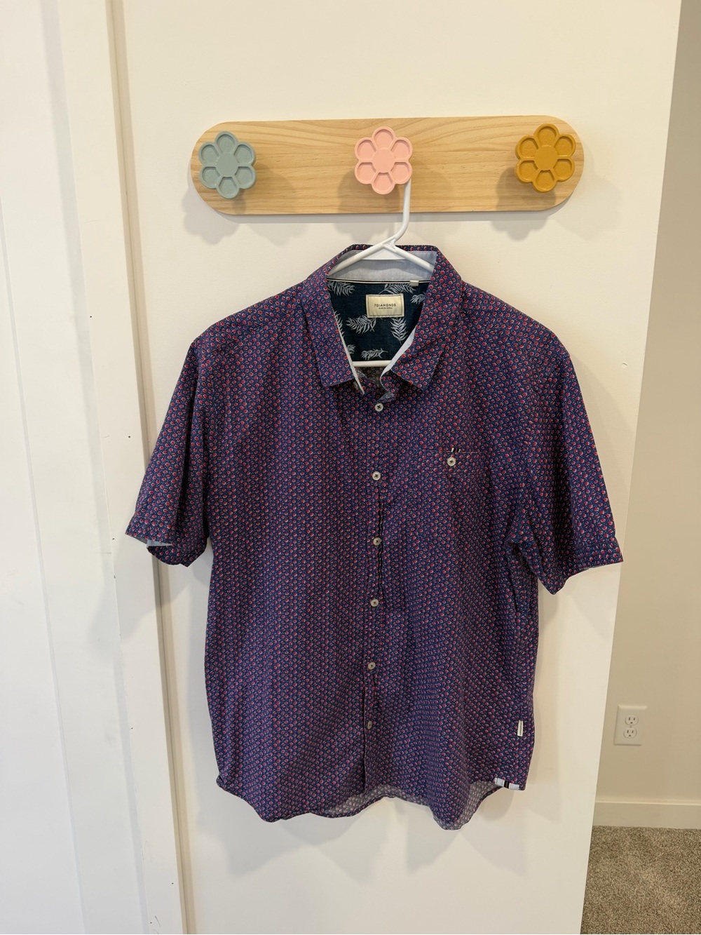 7 Diamonds Short-Sleeve Button-Down Shirt